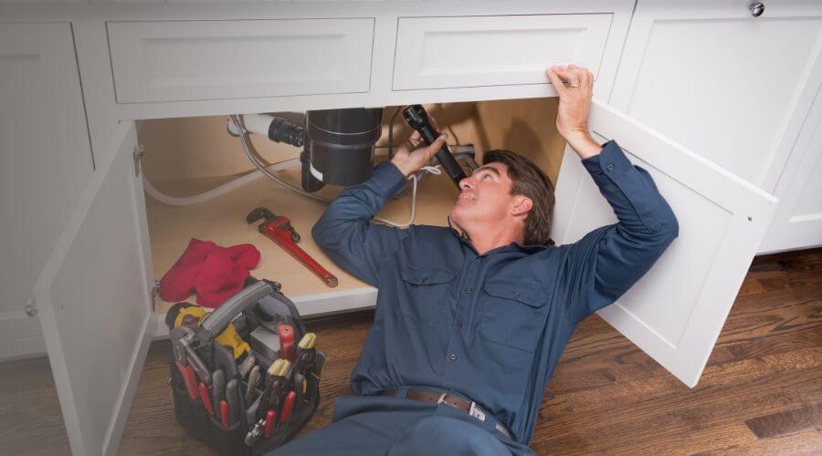 Expert burst pipe repair services in Burnt Prairie, IL